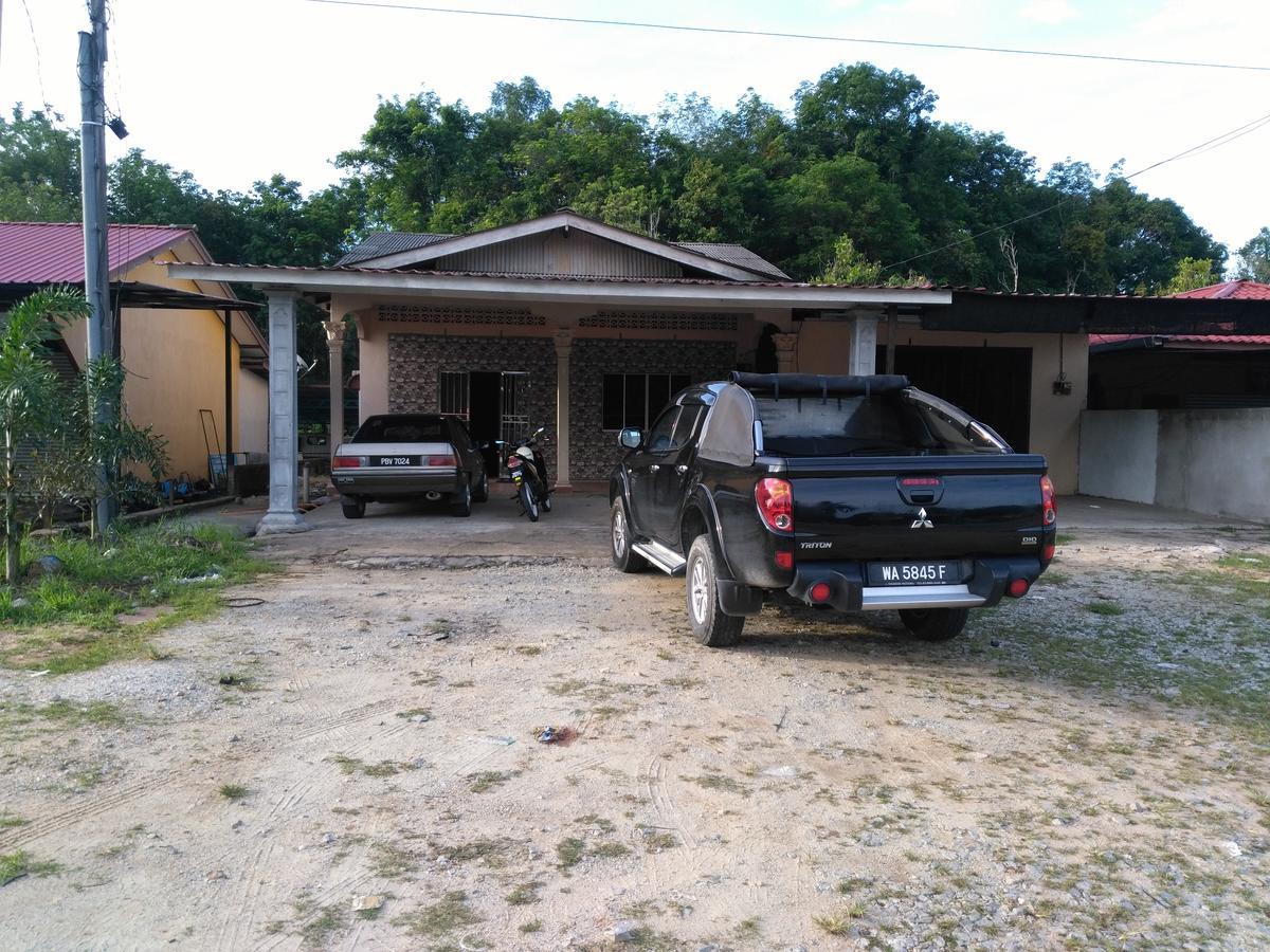 Homestay Jertih Besut Terengganu Zewnętrze zdjęcie